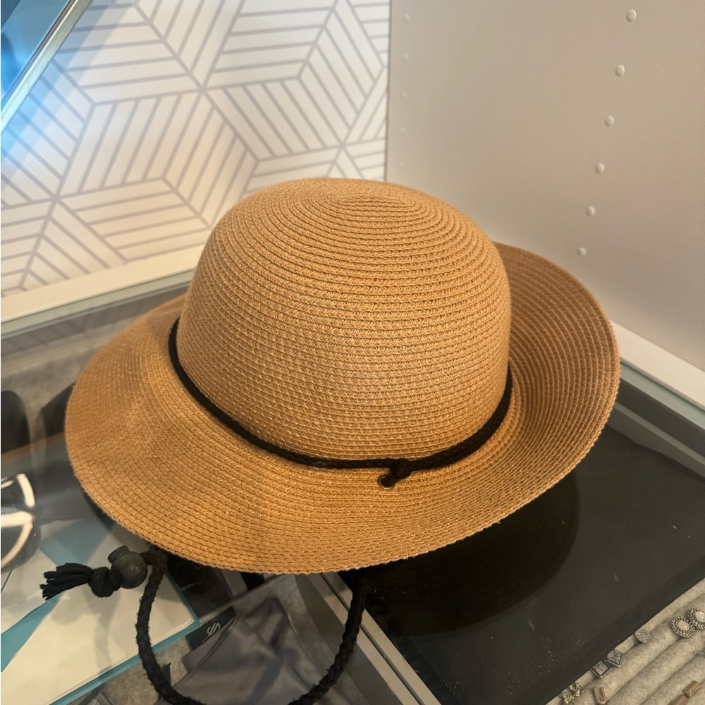 Beach hat - women’s L